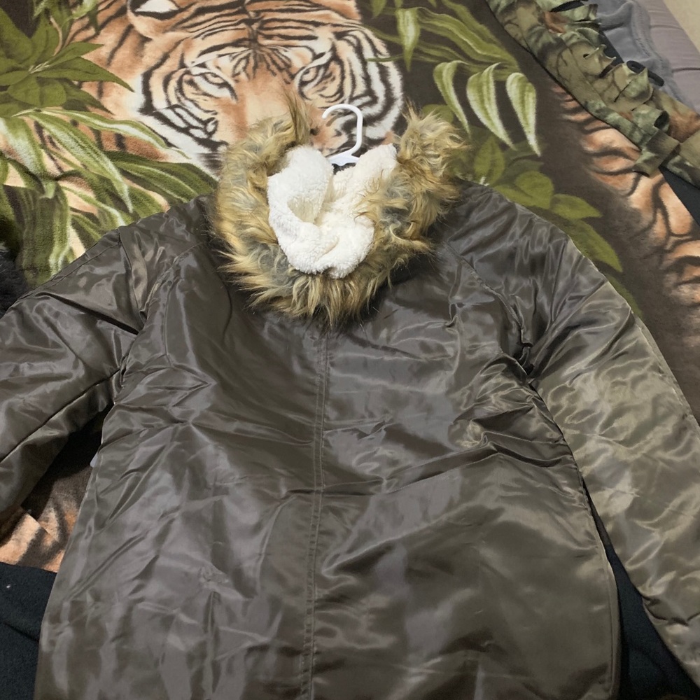 Puffer jacket - Picture 2 of 2